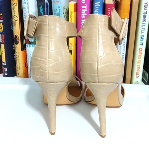 SHOE REPUBLIC LA TAN POINTED TOE ANKLE STRAP HIGH HEELS SIZE 9 NWT - Picture 5 of 9